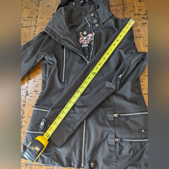 Burton Small Snow/Ski Jacket - Picture 14 of 16